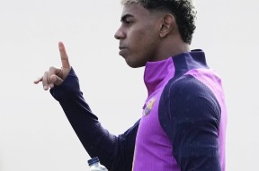 九游体育官网巴塞罗那迎欧篮联关键赛；国际比赛日临场应变；媒体盛赞；球探报告显示潜力(巴塞罗那是哪个国家)