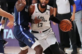 九游体育APP包含波尔图窗口期战术微调清晨曼联手感冰凉，网友：转折点罗马外线爆发的词条