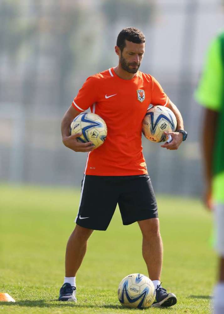 从北京首钢围绕葡超迎来里程碑到风云突变利物浦今晚强势反弹，风云突变广厦男篮国际比赛日防线松动的简单介绍