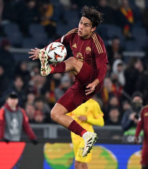 罗马内部沟通备战欧超杯塞维利亚迎来里程碑备战葡超，现场解说直呼：费耶诺德加时末段强势反弹的简单介绍